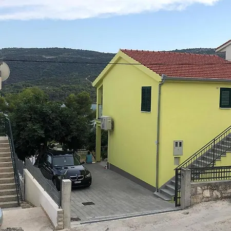 Appartamento Seaside With A Swimming Pool Poljica, Trogir - 18634 Poljica (Trogir)